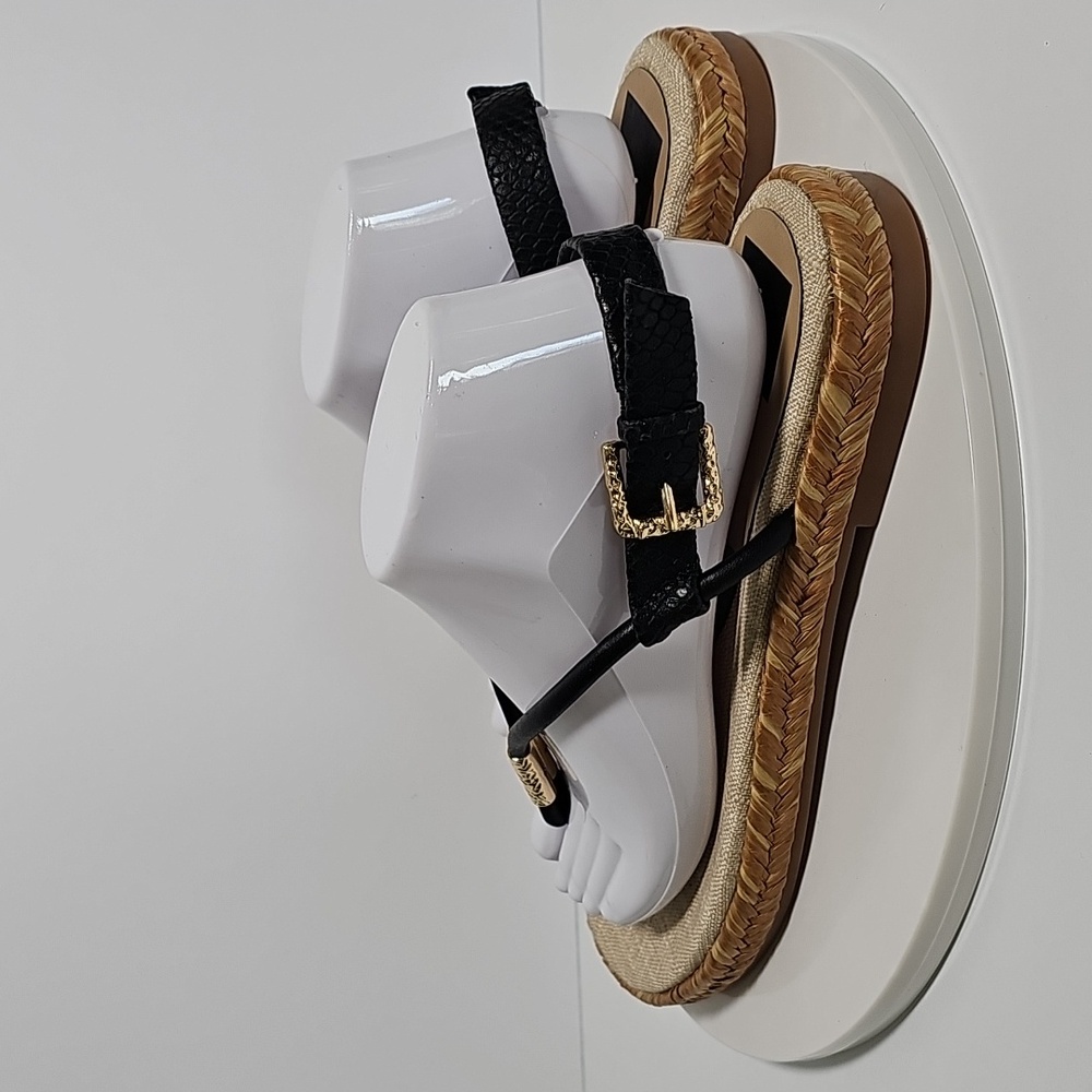 Dolce Vita Black and Tan Sandals - Picture 8 of 15